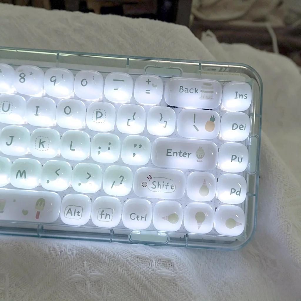 Ice Cream Milky White Jelly MOG Profile Keycap Set — PBT
